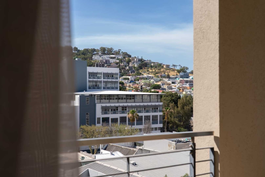 2 Bedroom Property for Sale in Cape Town City Centre Western Cape